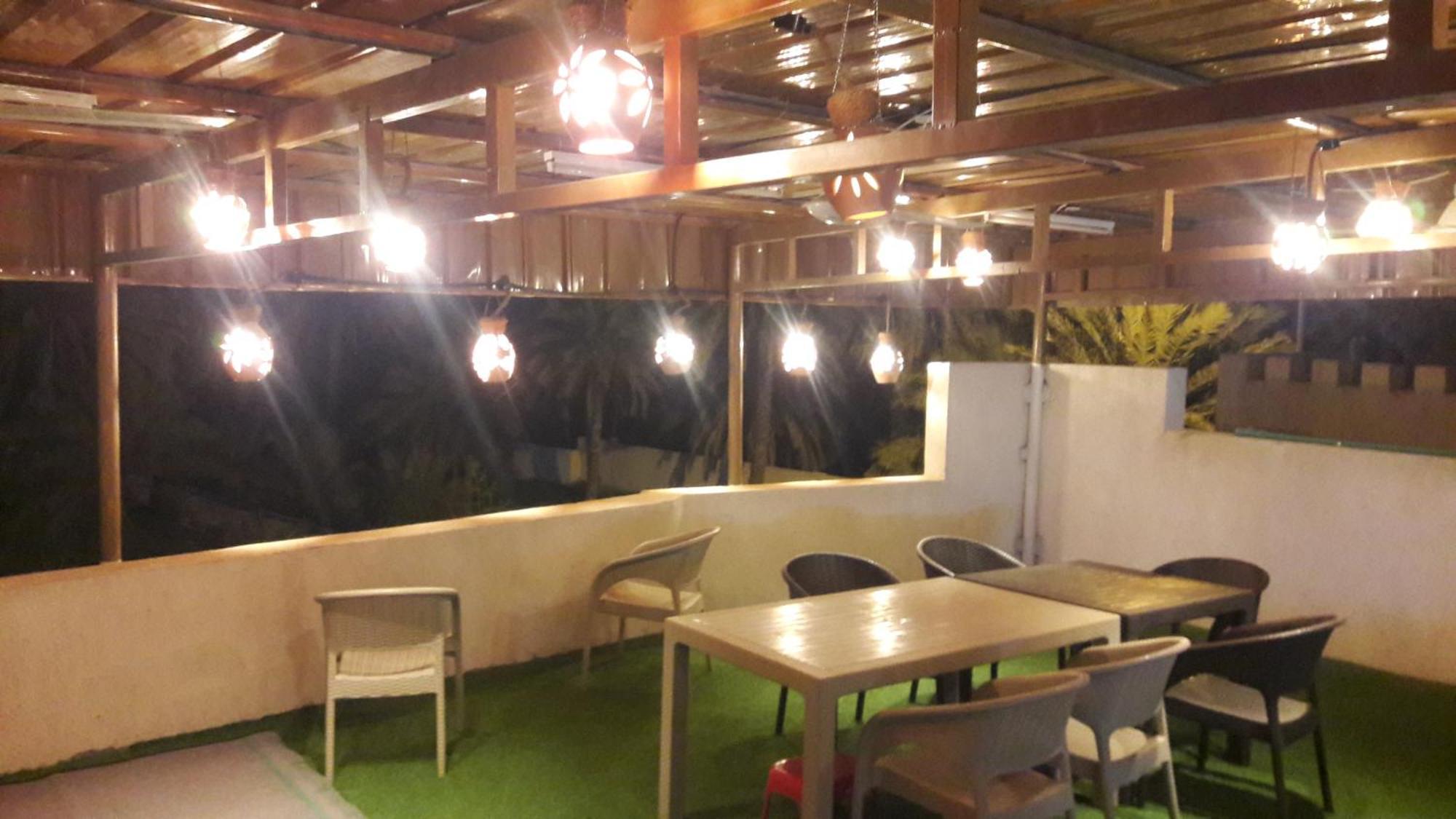 Sehma Guest House Al Ḩamrāʼ الغرفة الصورة